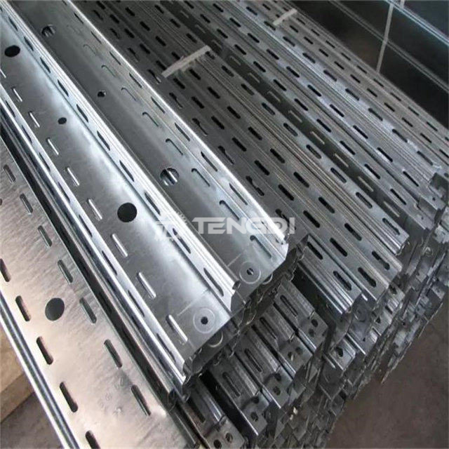 Cable tray forming machine